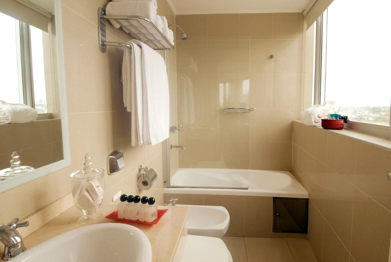 Plaza Suites Кампана Экстерьер фото
