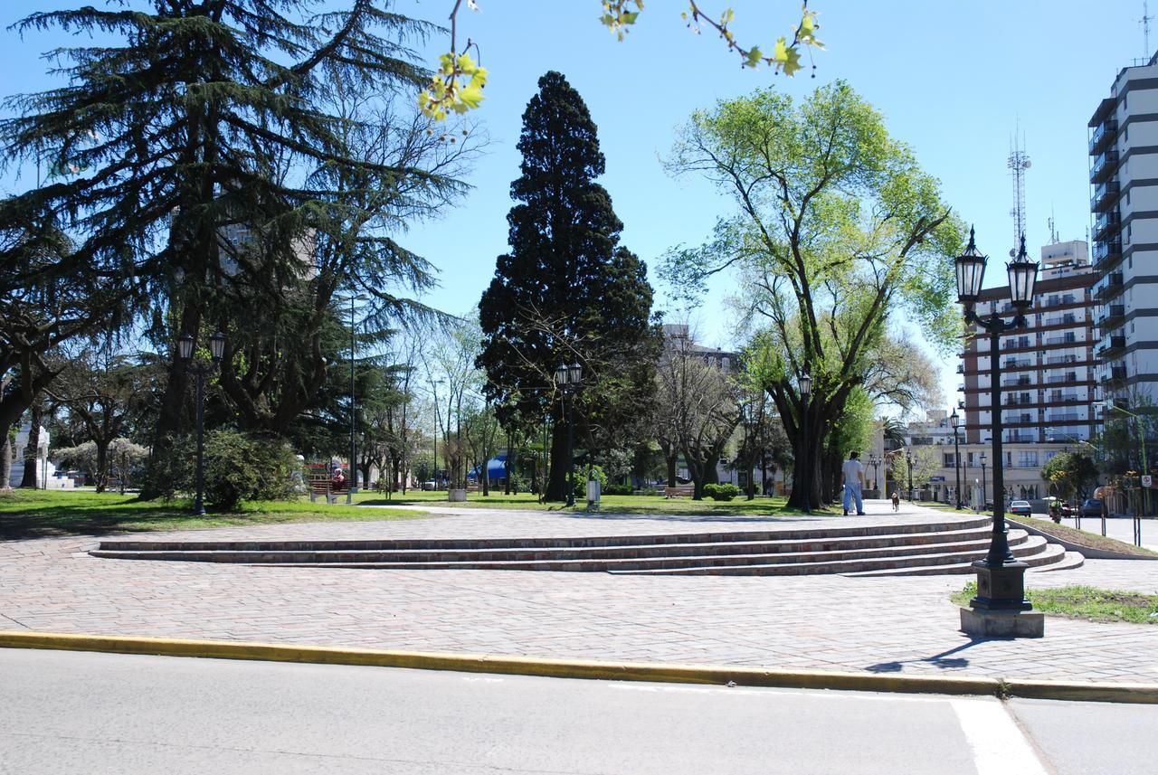 Plaza Suites Кампана Экстерьер фото